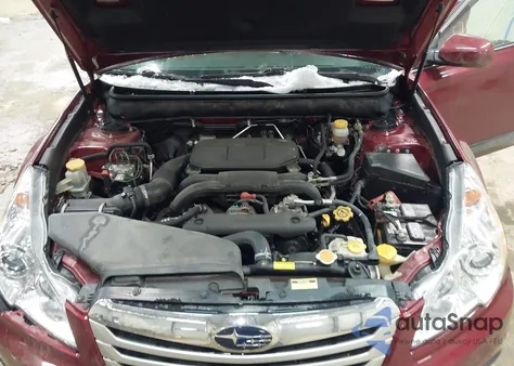 2011 Subaru Outback 2.5I Premium z USA, uszkodzony, nr VIN 4S4BRBGC8B3403103